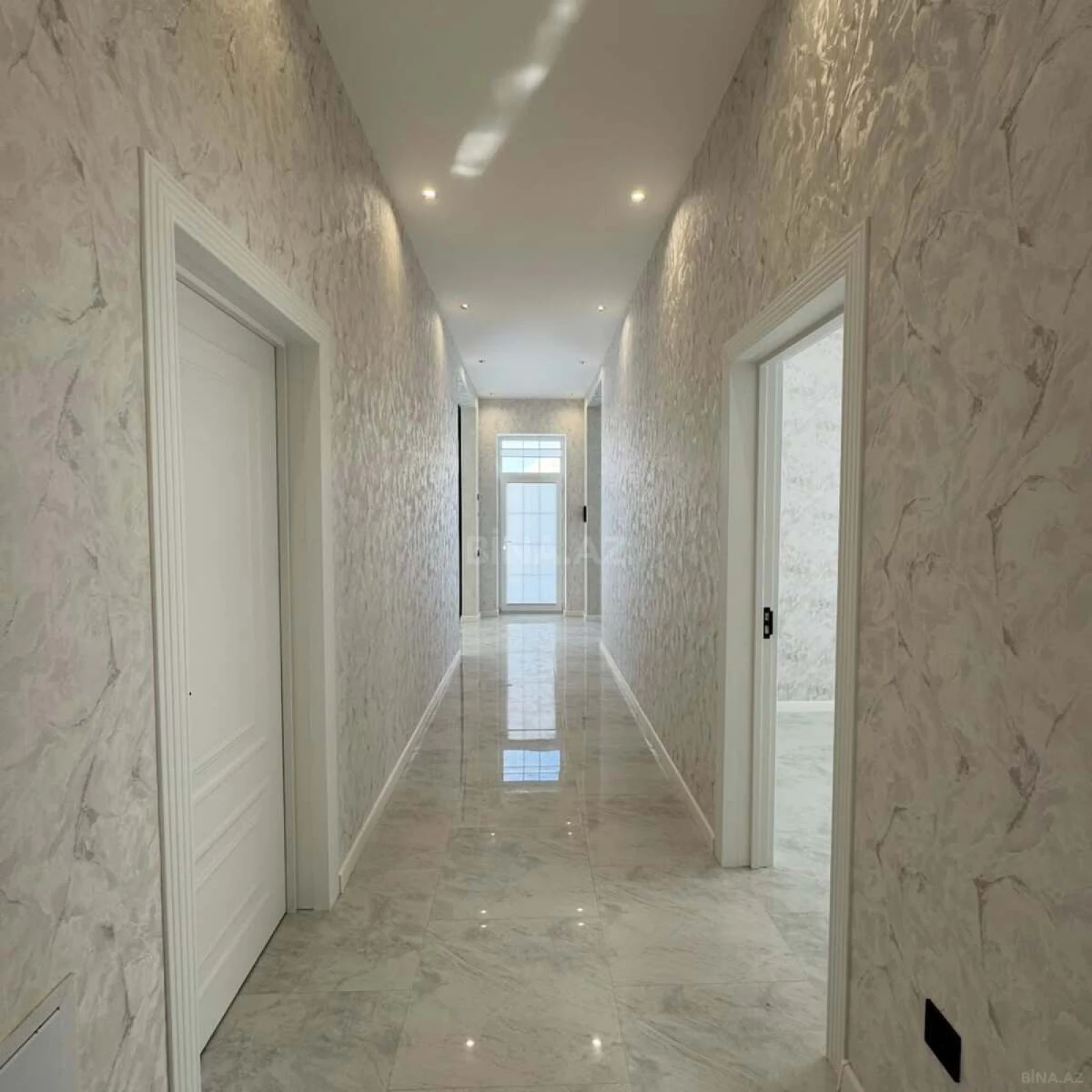 Satılır 4 otaqlı həyət evi 130 m²