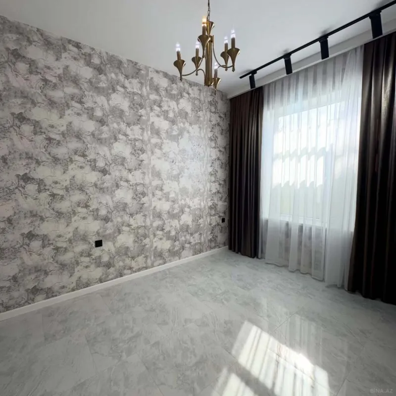 Satılır 4 otaqlı həyət evi 130 m²