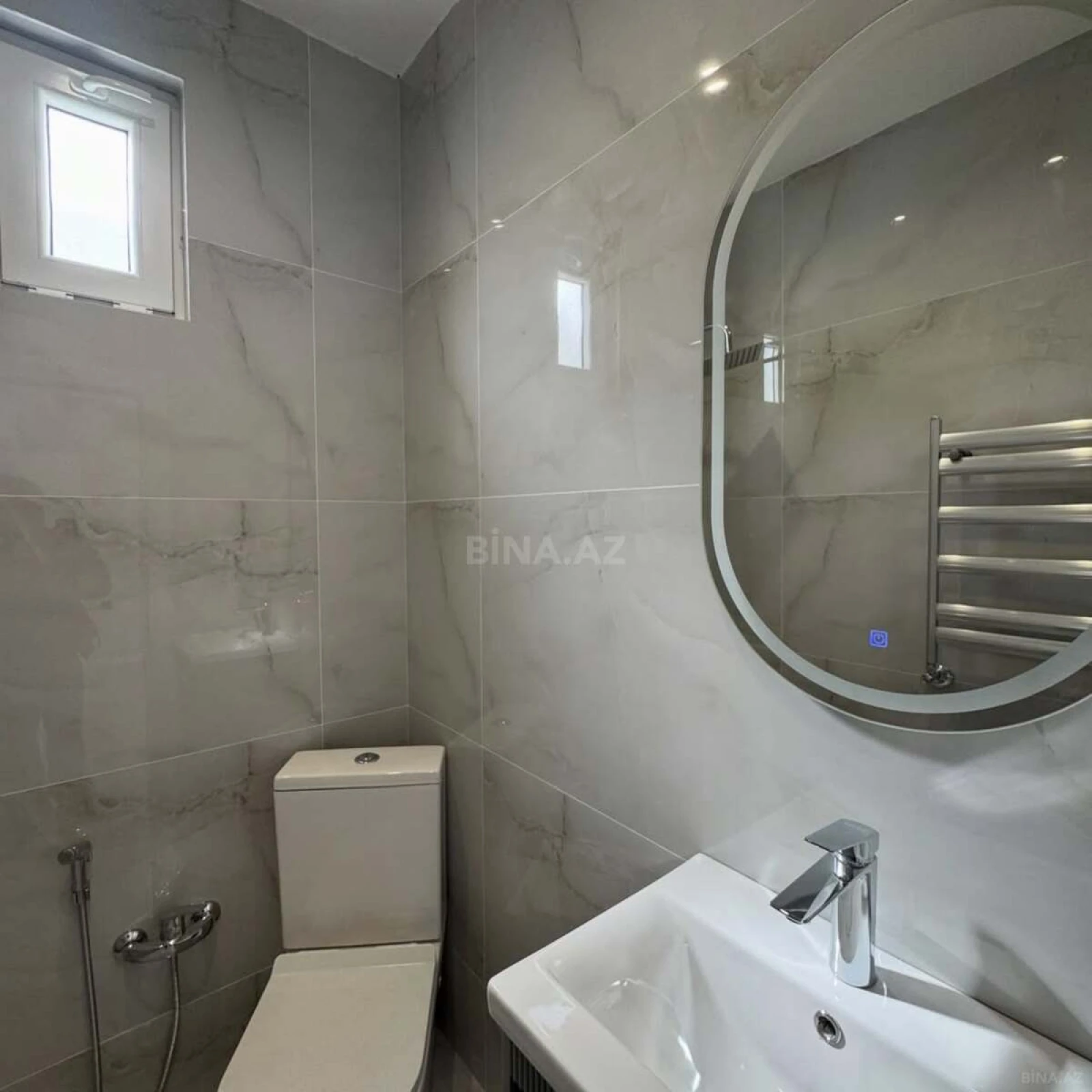 Satılır 4 otaqlı həyət evi 130 m²