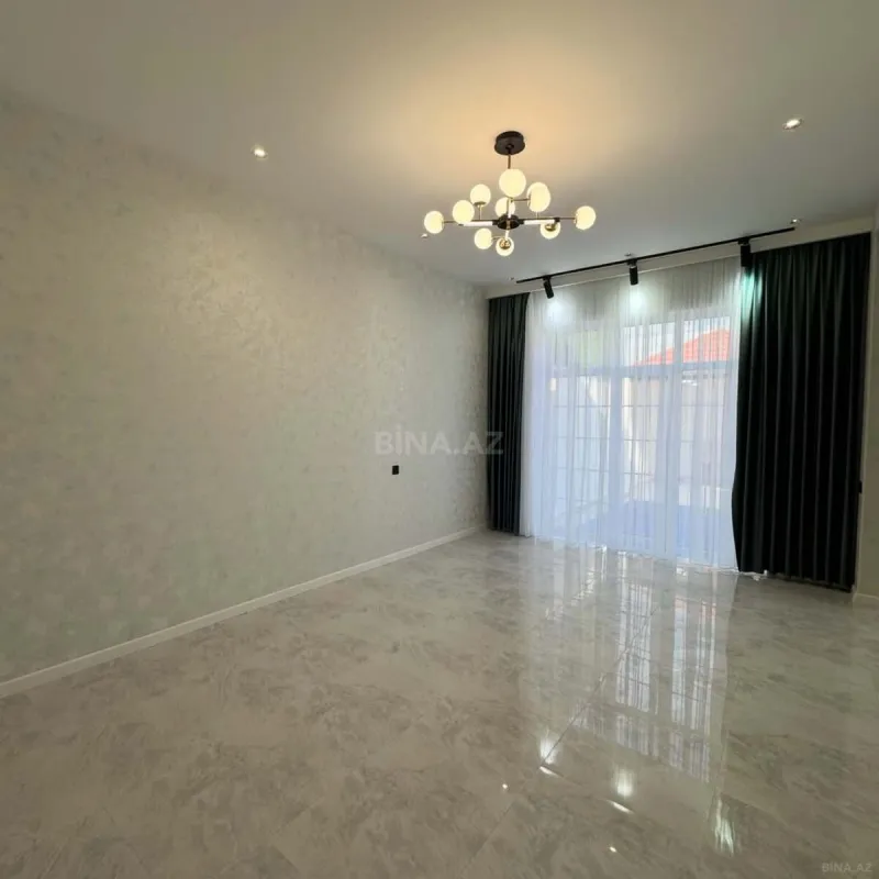 Satılır 4 otaqlı həyət evi 130 m²