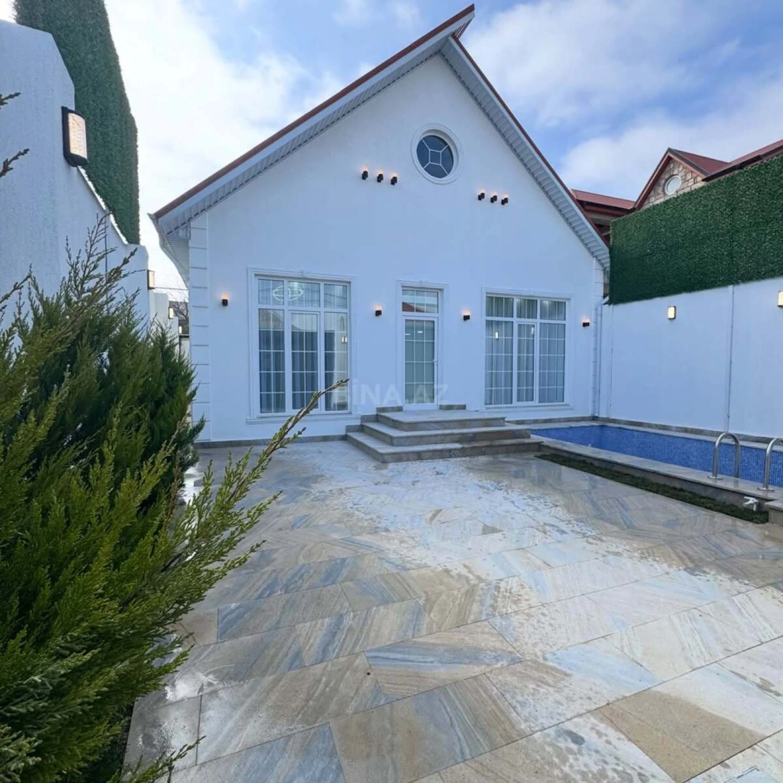 Satılır 4 otaqlı həyət evi 130 m²