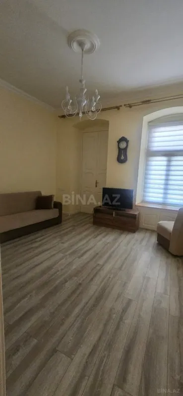 Kirayə verilir 3 otaqlı mənzil 100 m²