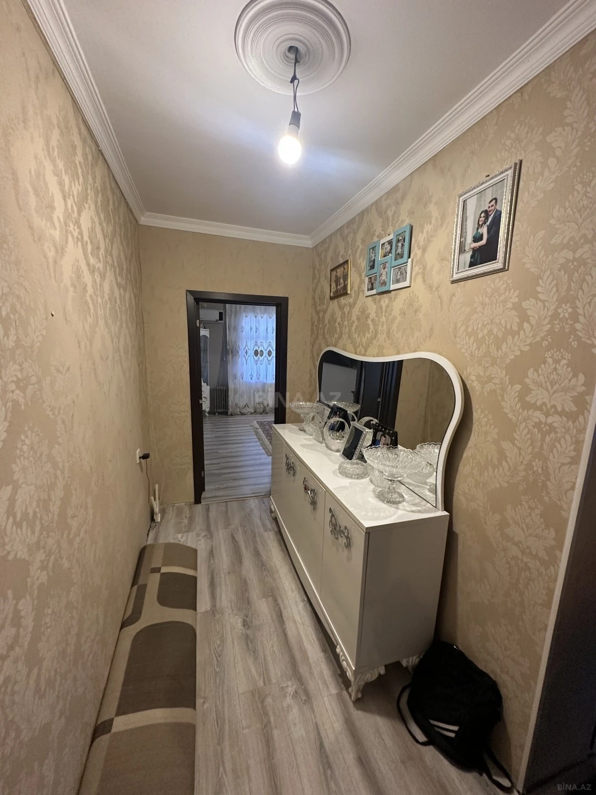 Satılır 2 otaqlı mənzil 58 m²