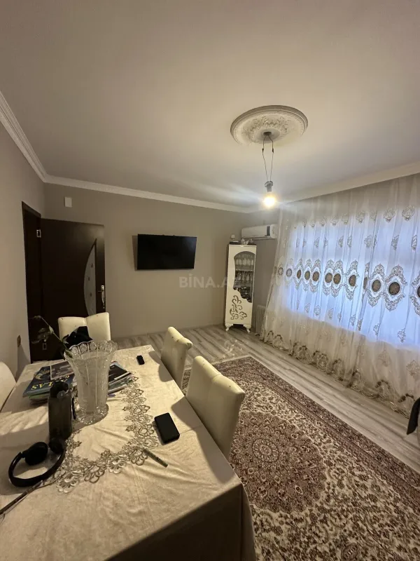 Satılır 2 otaqlı mənzil 58 m²