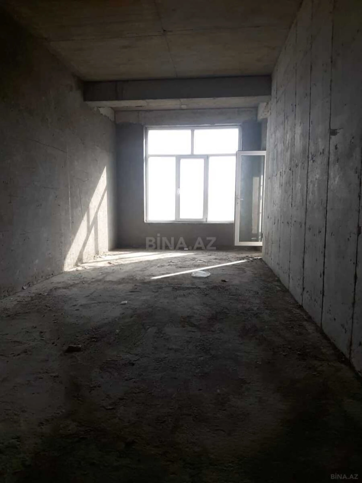 Satılır 1 otaqlı mənzil 60.3 m²