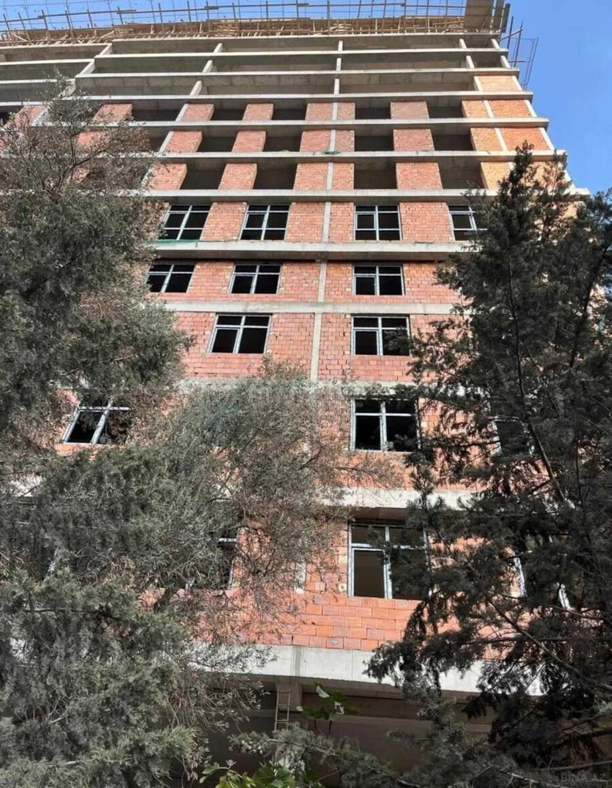 Satılır 2 otaqlı mənzil 68.5 m²