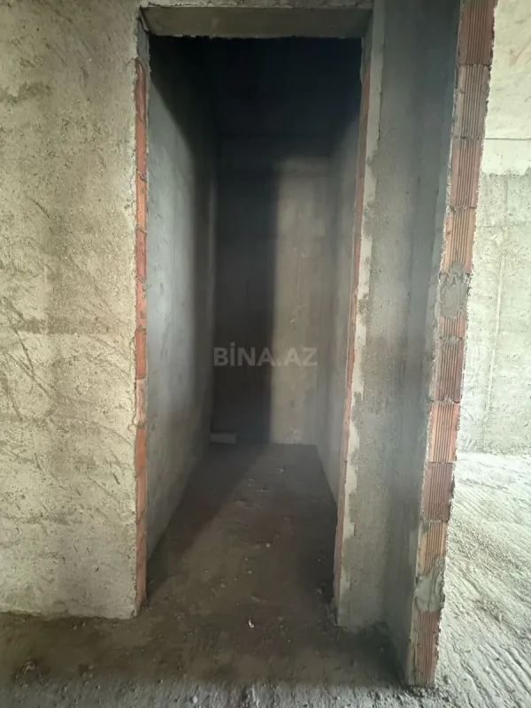 Satılır 3 otaqlı mənzil 118.7 m²