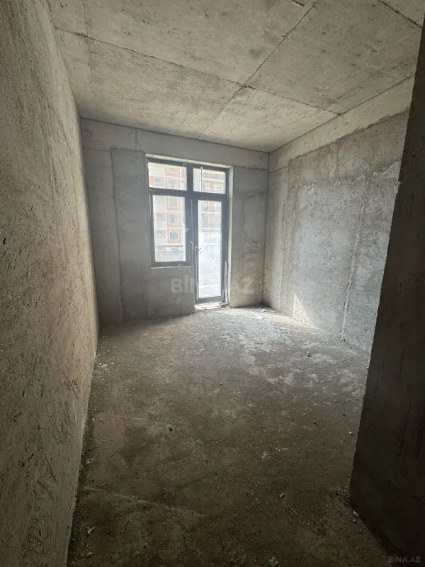 Satılır 3 otaqlı mənzil 118.7 m²