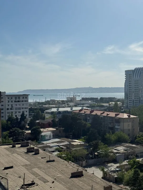 Satılır 3 otaqlı mənzil 118.7 m²