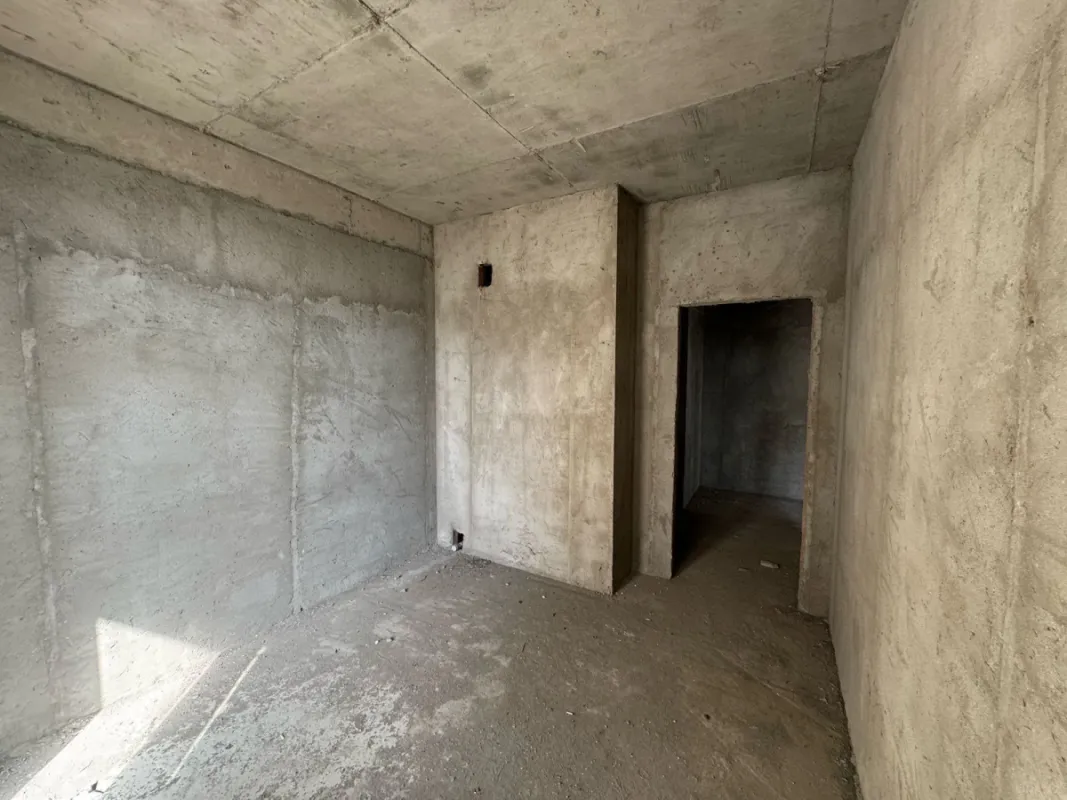 Satılır 3 otaqlı mənzil 118.7 m²