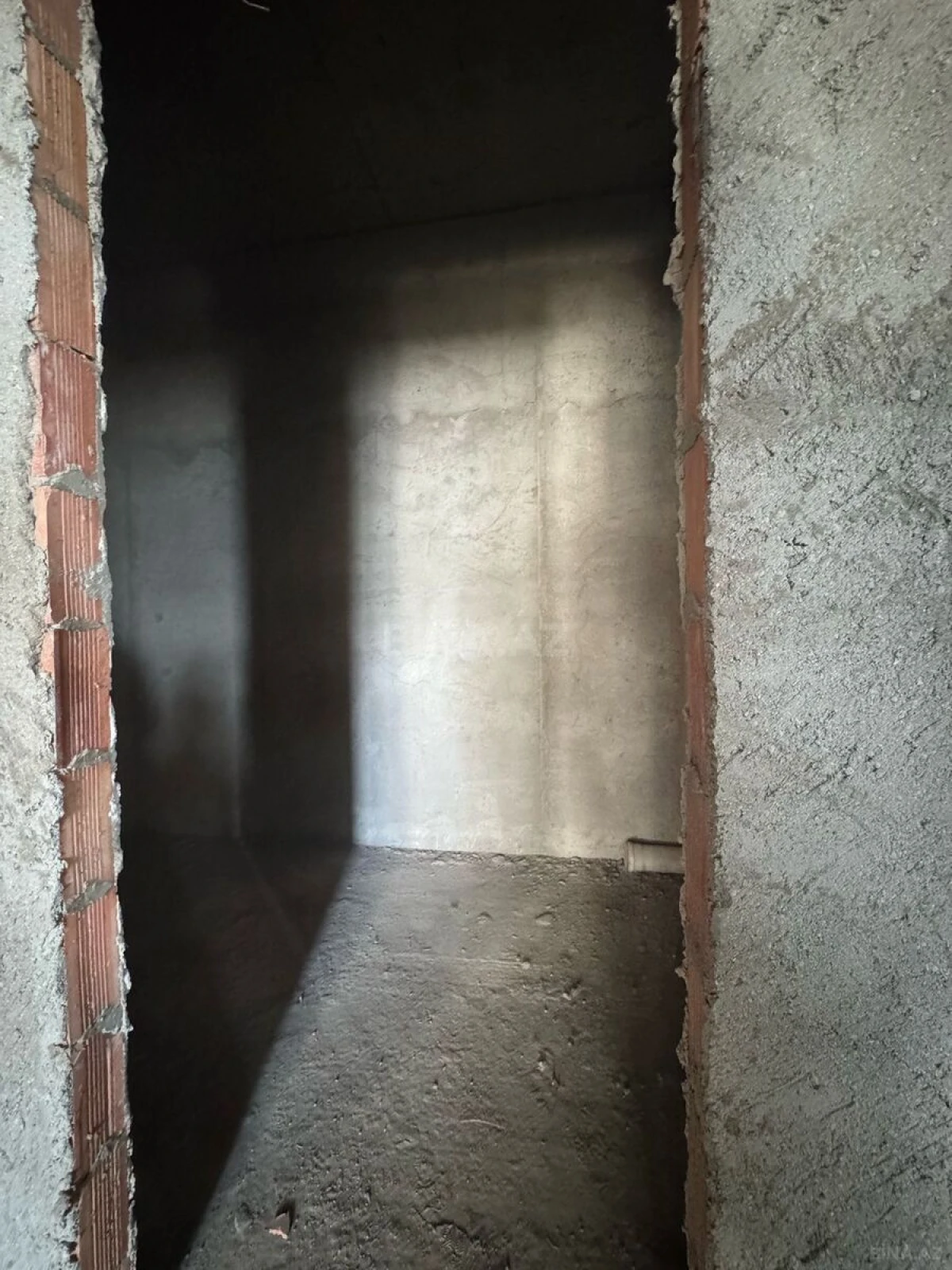 Satılır 3 otaqlı mənzil 118.7 m²