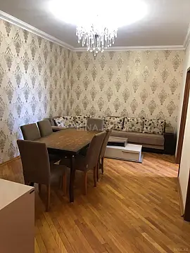 Satılır 3 otaqlı mənzil 93 m² — Bakı, Həzi Aslanov qəs. 3 otaq 93.00 m²