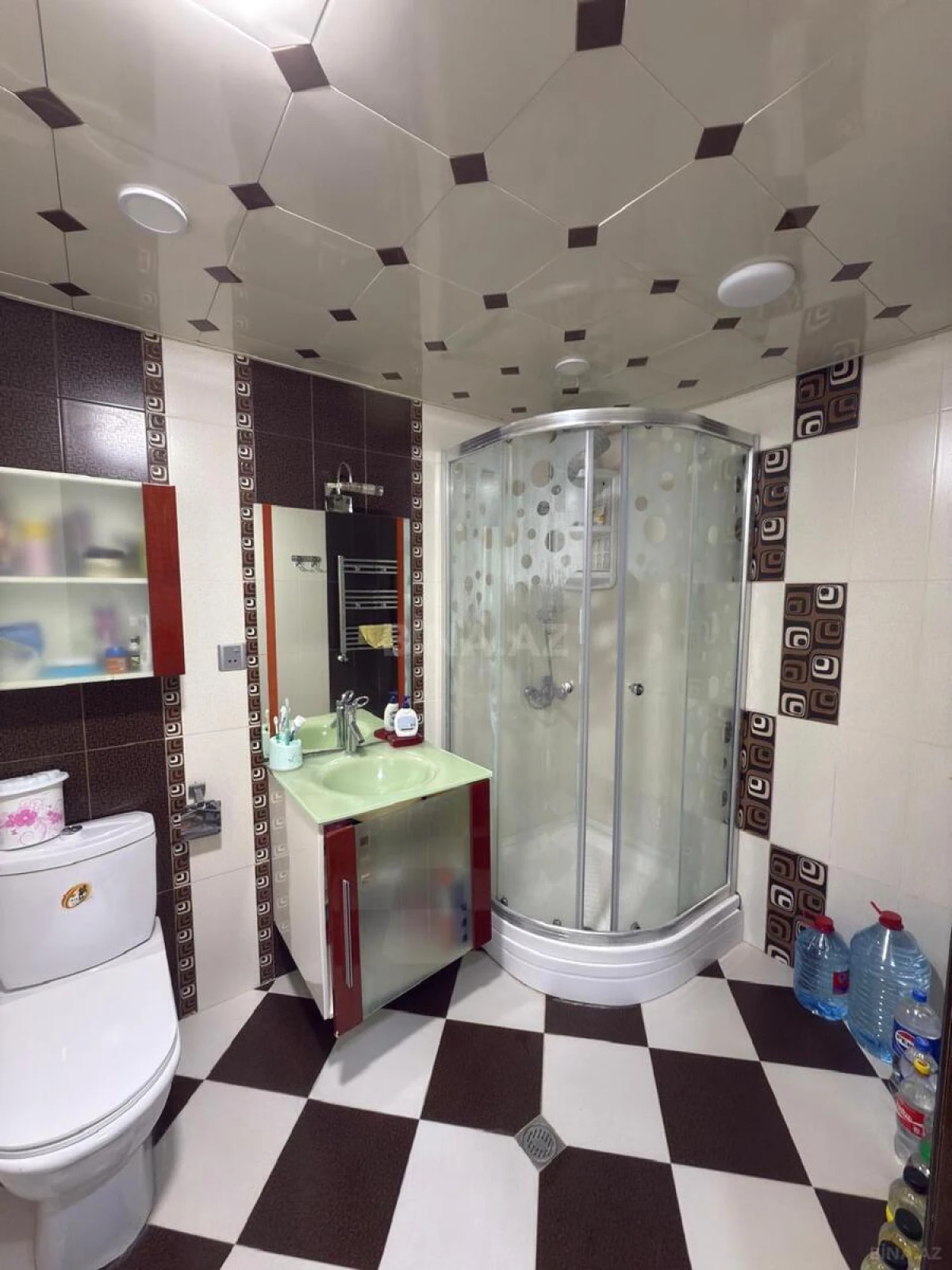 Satılır 2 otaqlı mənzil 62 m²