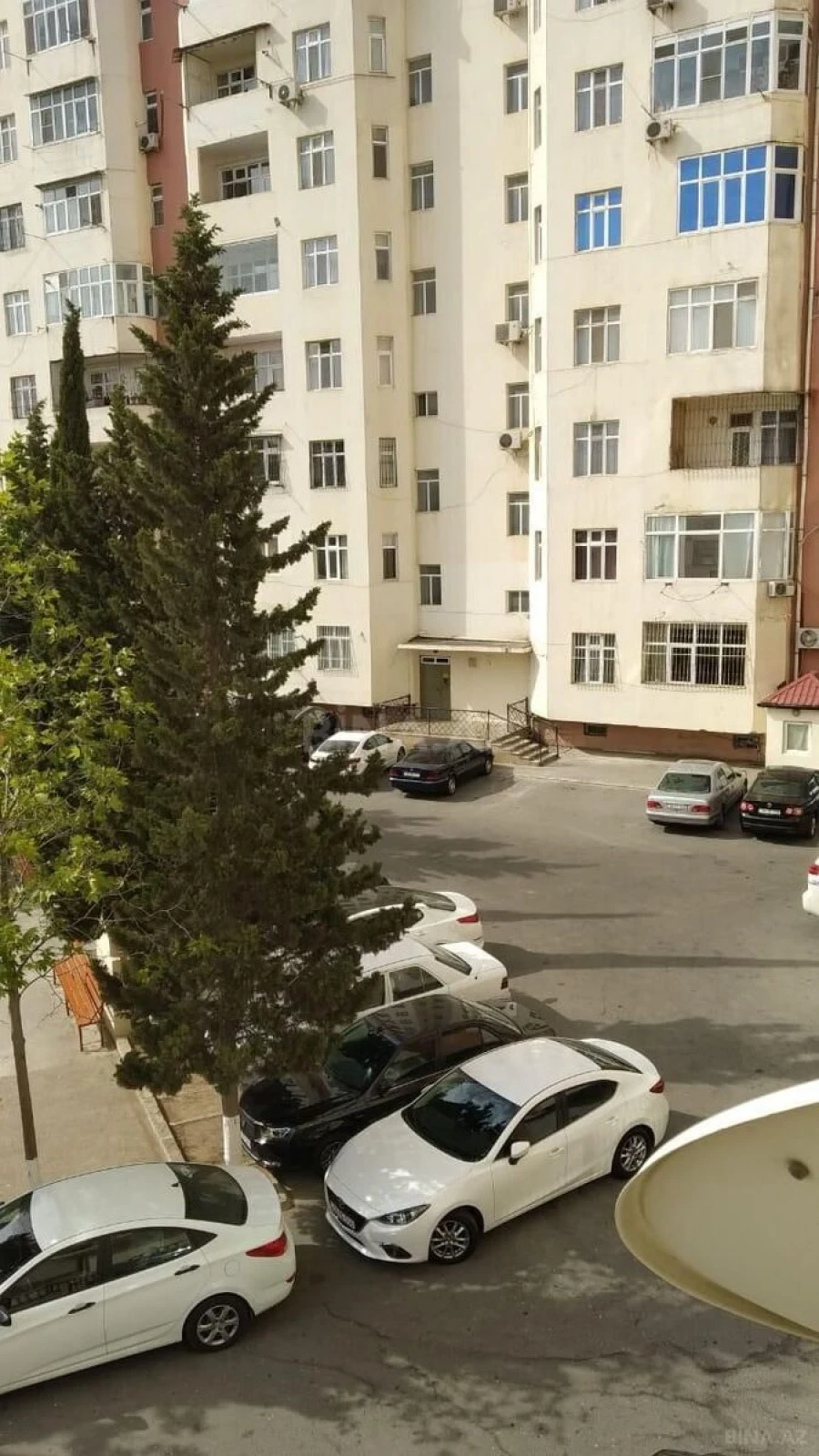 Satılır 2 otaqlı mənzil 62 m²