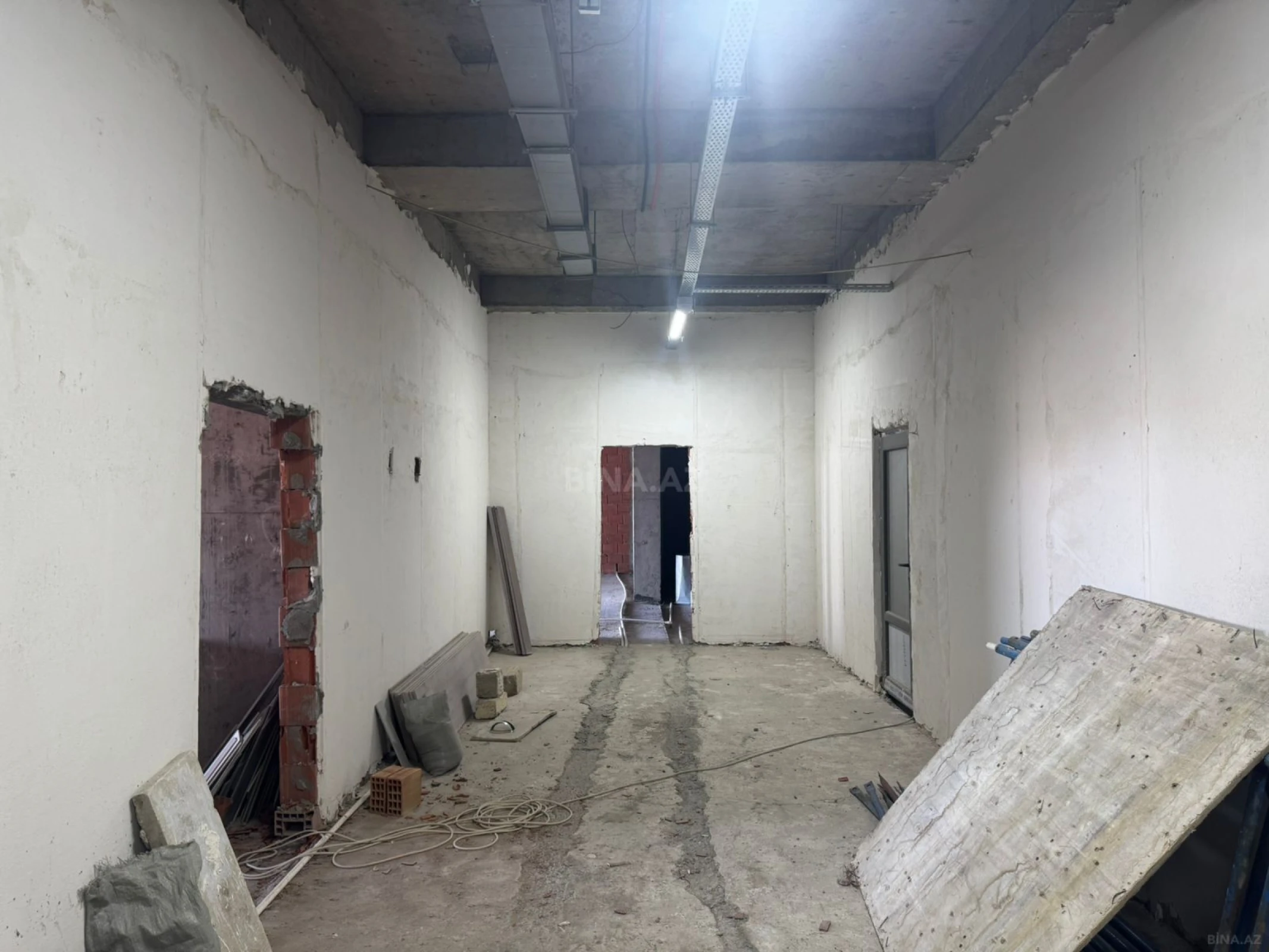 Kirayə verilir obyekt 400 m²