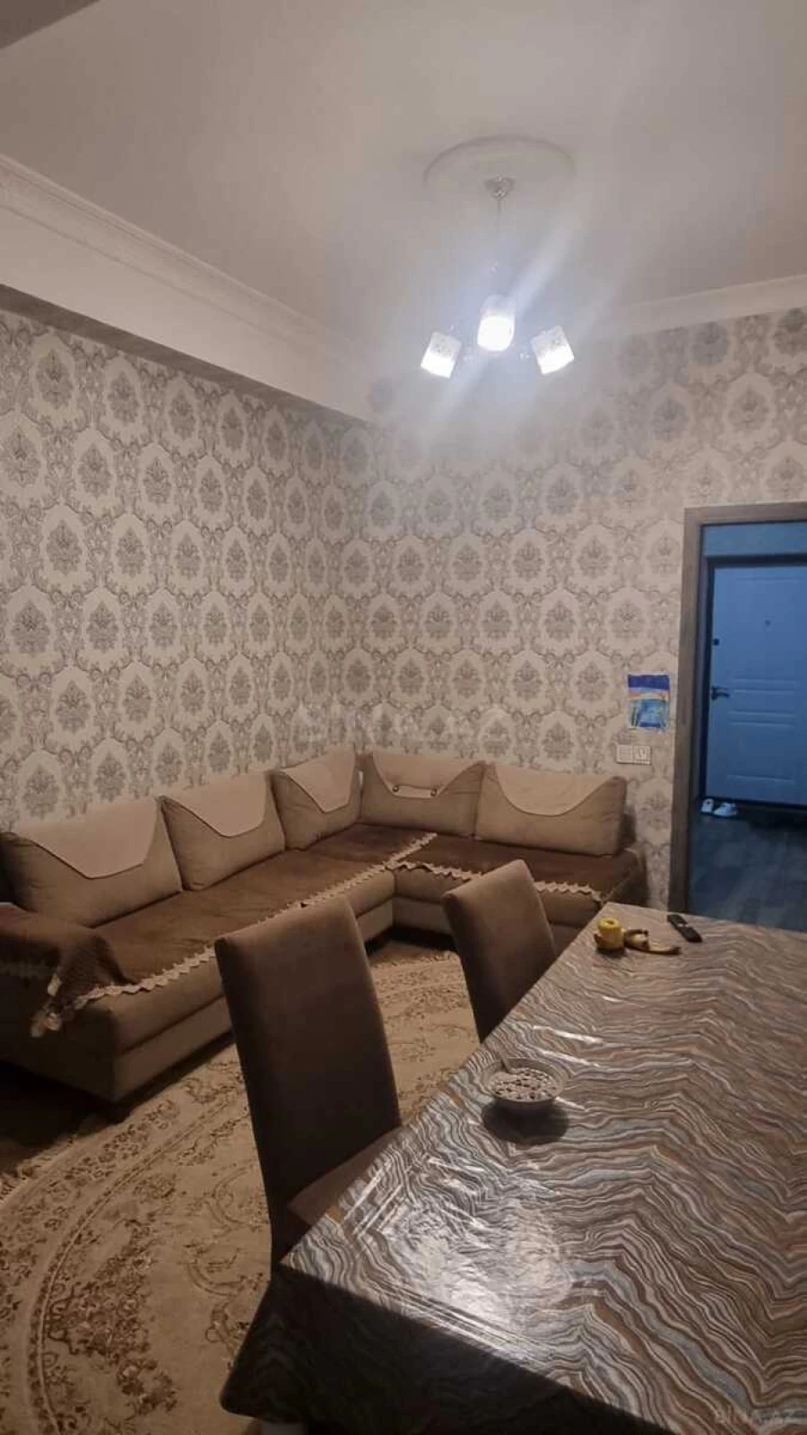 Satılır 2 otaqlı mənzil 57 m²