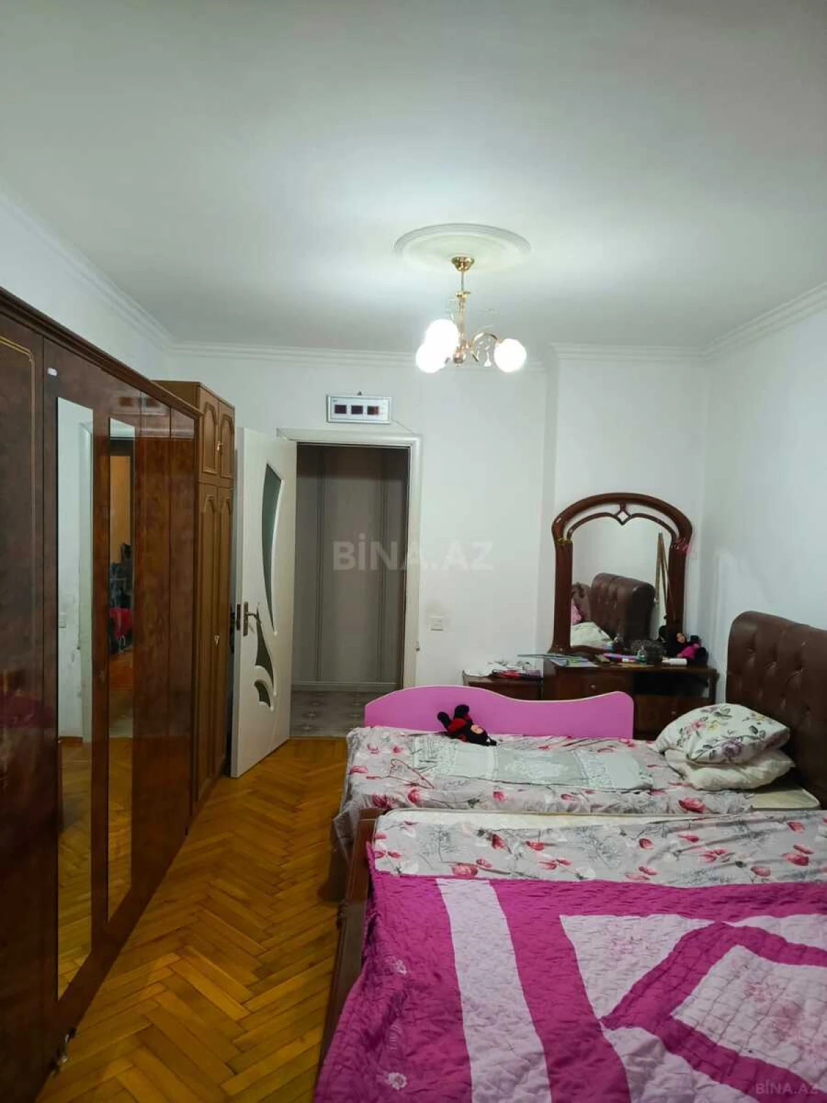 Satılır 3 otaqlı mənzil 90 m²