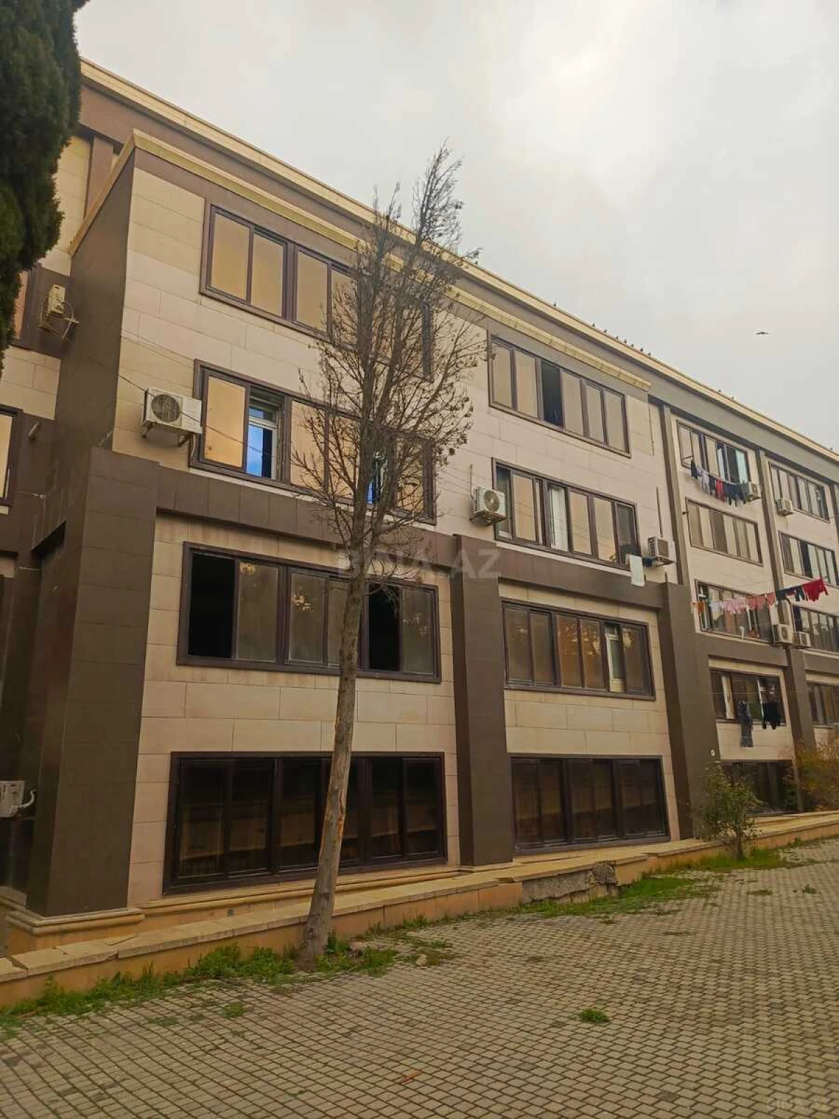 Satılır 3 otaqlı mənzil 90 m²