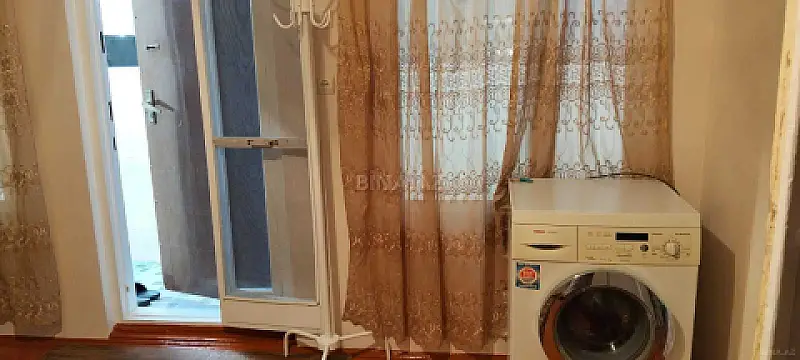 Kirayə verilir 2 otaqlı mənzil 42 m²