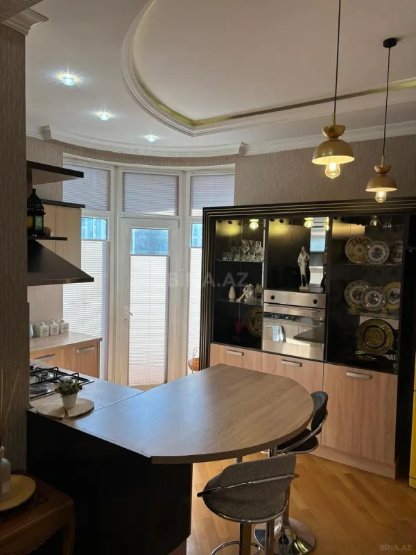 Kirayə verilir 3 otaqlı mənzil 110 m²