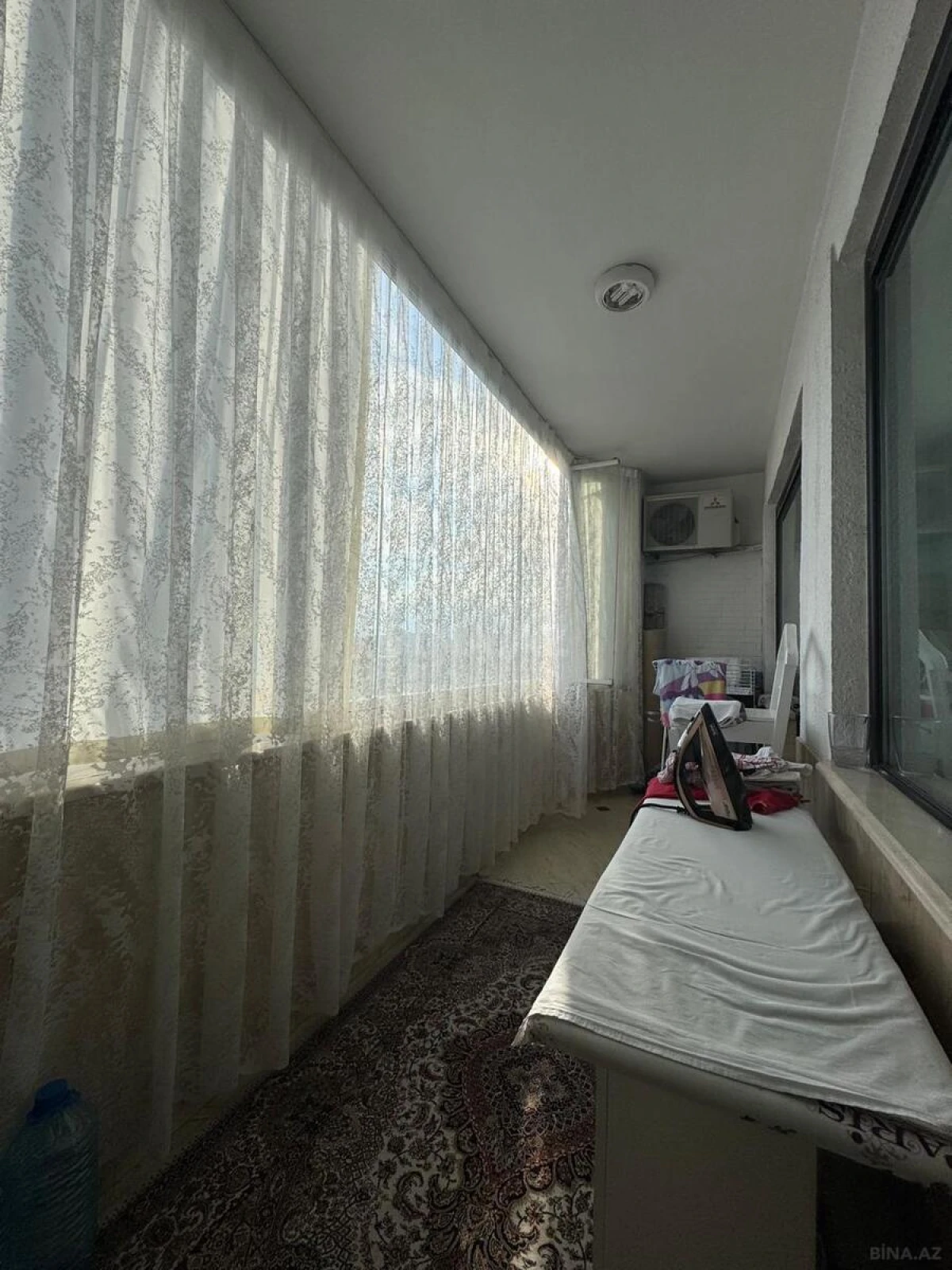 Satılır 4 otaqlı mənzil 210 m²