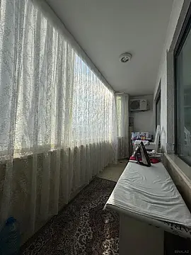 Satılır 4 otaqlı mənzil 210 m²
