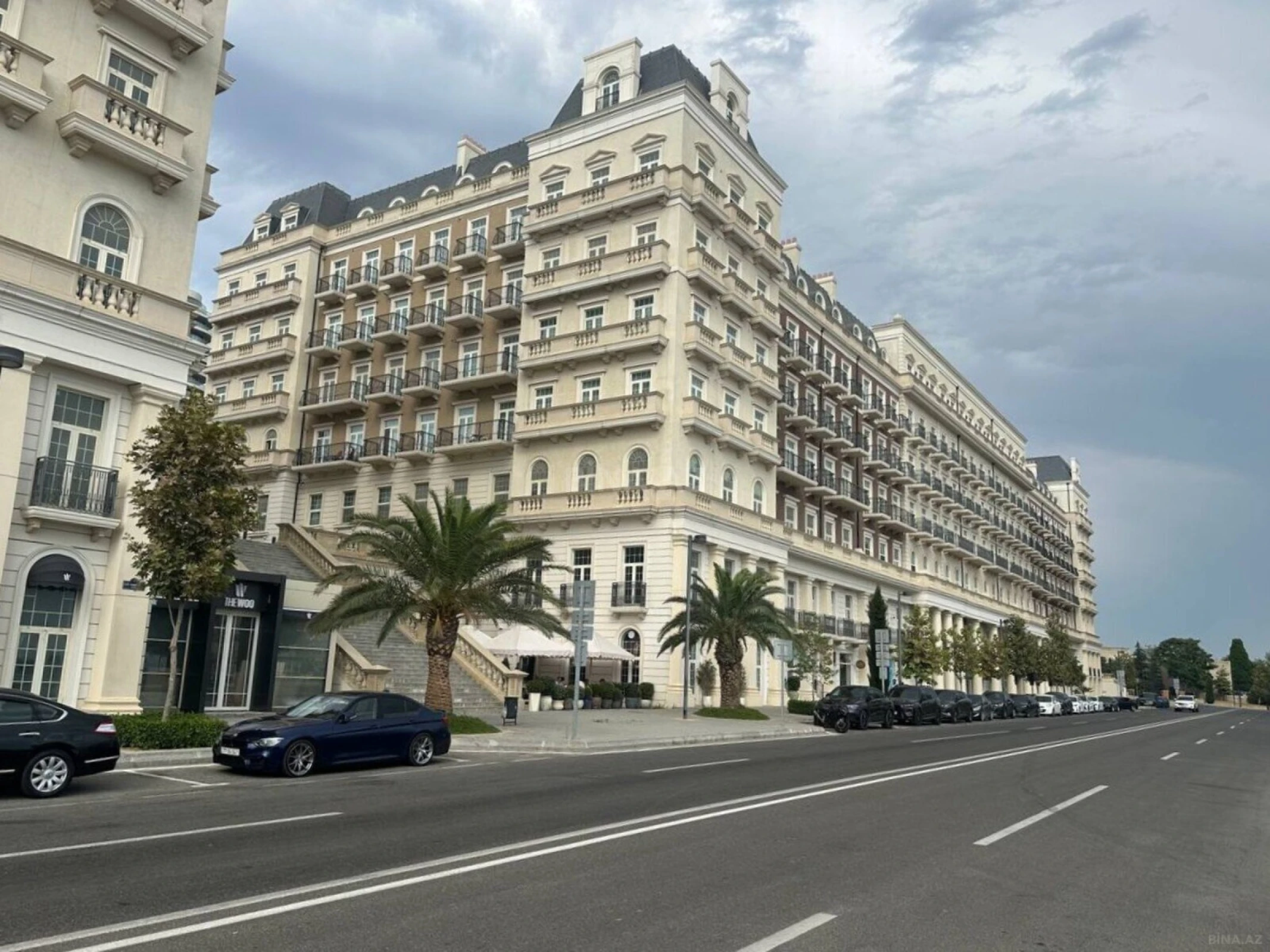 Satılır 4 otaqlı mənzil 159.2 m²