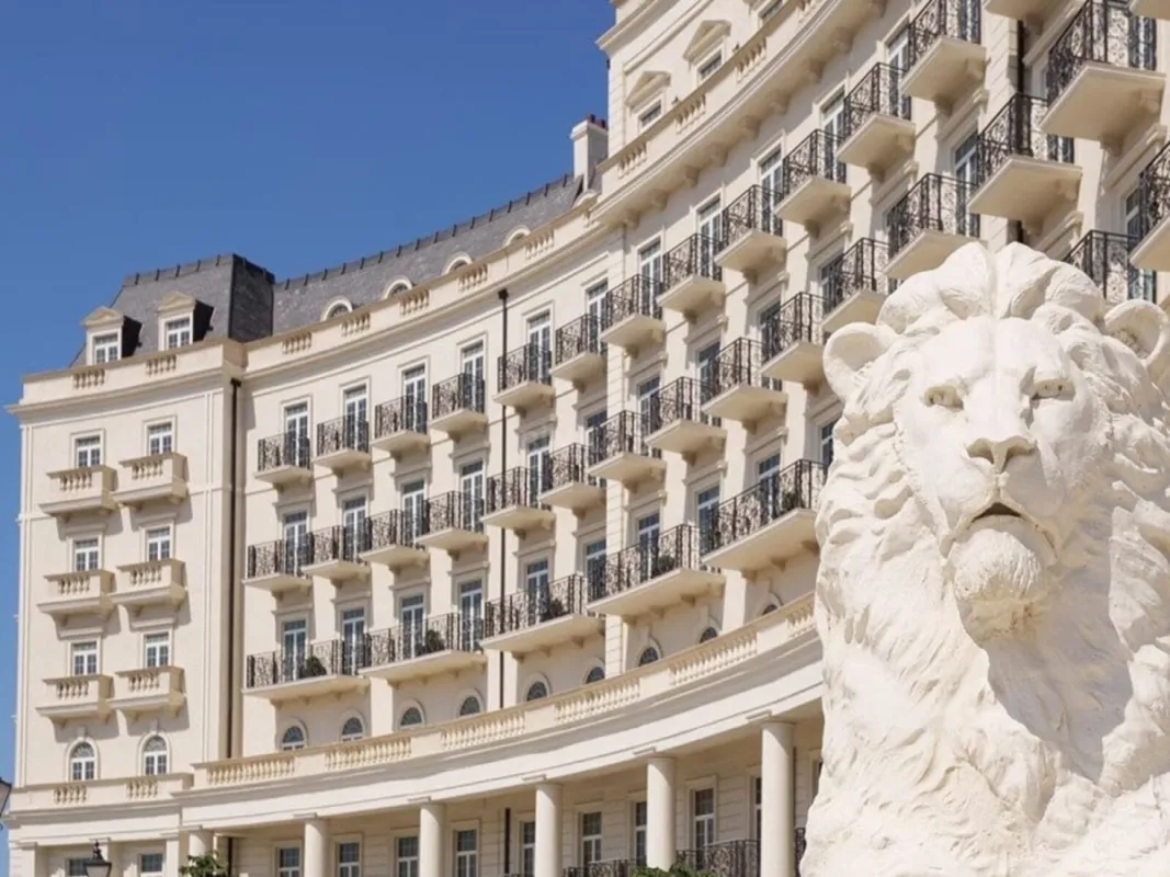 Satılır 4 otaqlı mənzil 159.2 m²