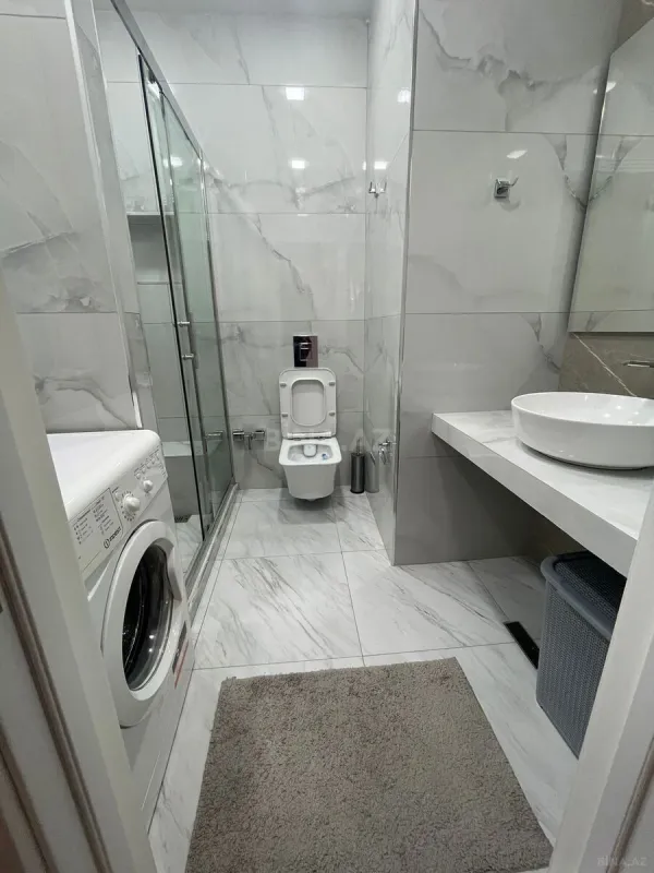 Kirayə verilir 2 otaqlı mənzil 96 m²