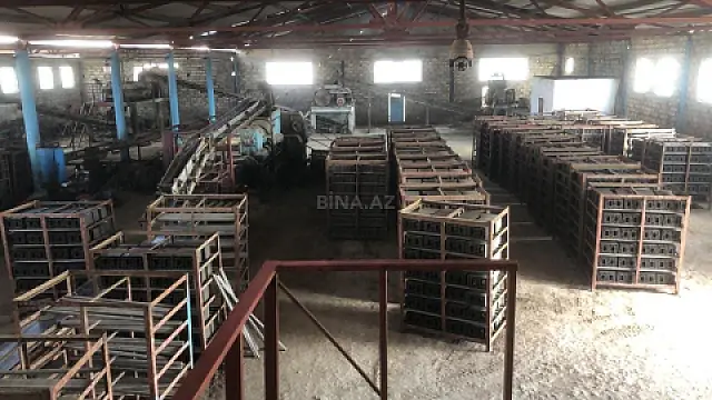 Satılır obyekt 3200 m²