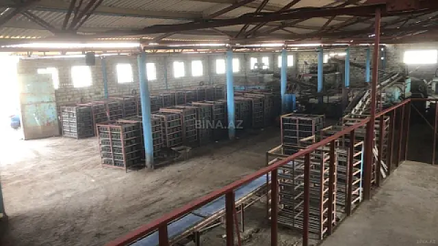 Satılır obyekt 3200 m²