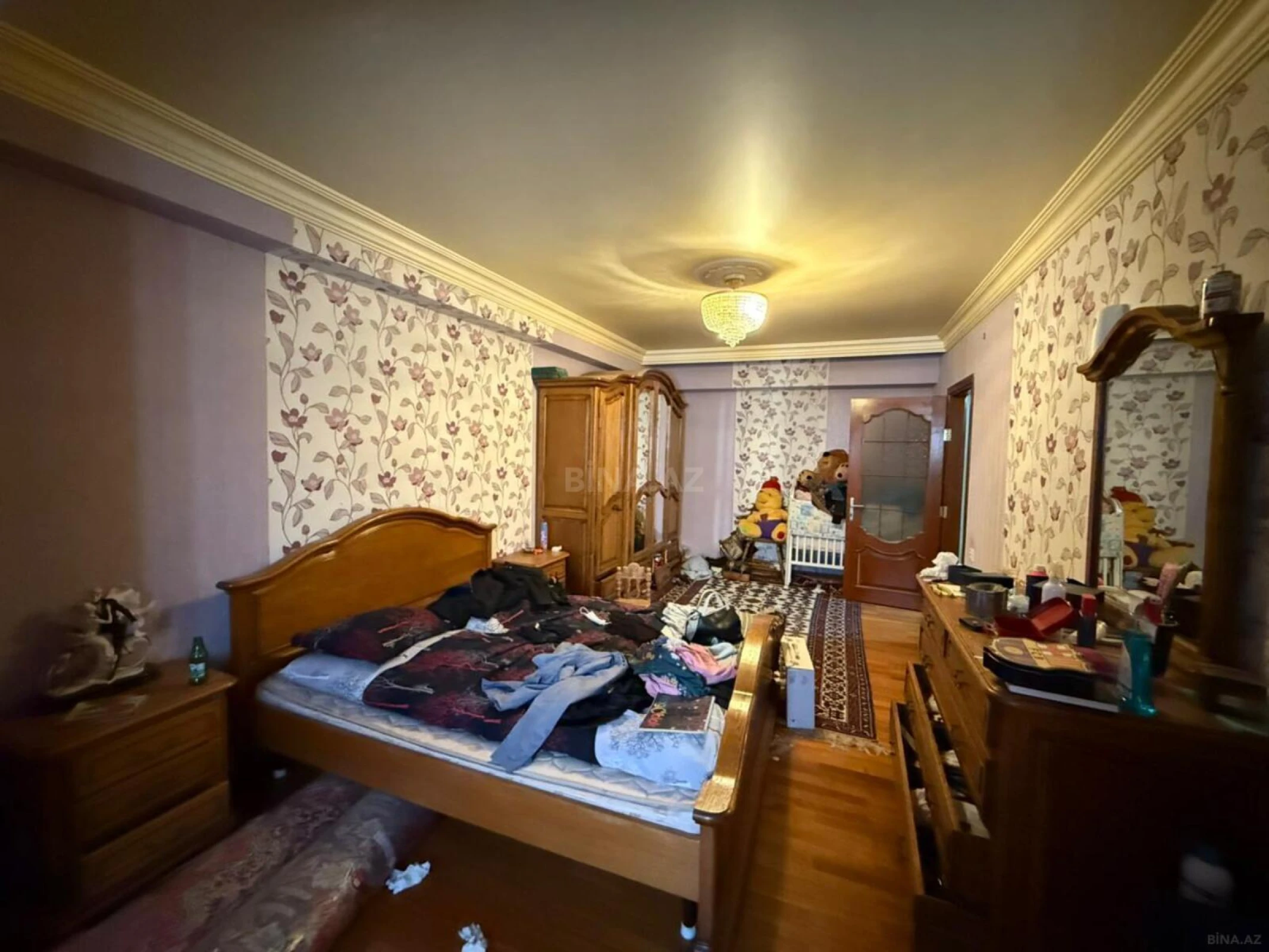 Satılır 3 otaqlı mənzil 110 m²