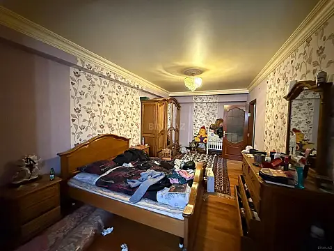 Satılır 3 otaqlı mənzil 110 m²