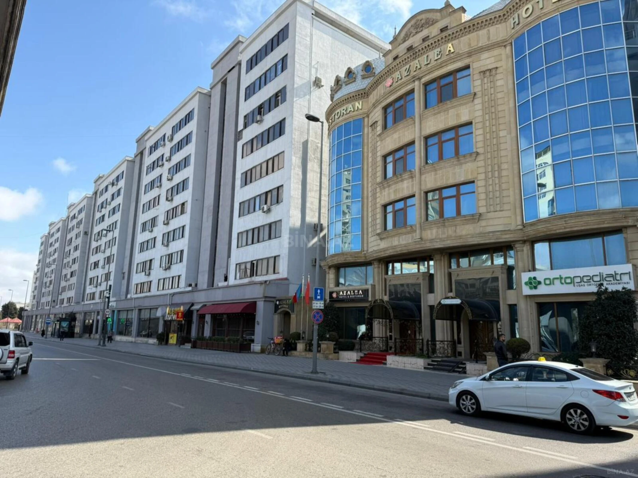 Satılır 3 otaqlı mənzil 110 m²
