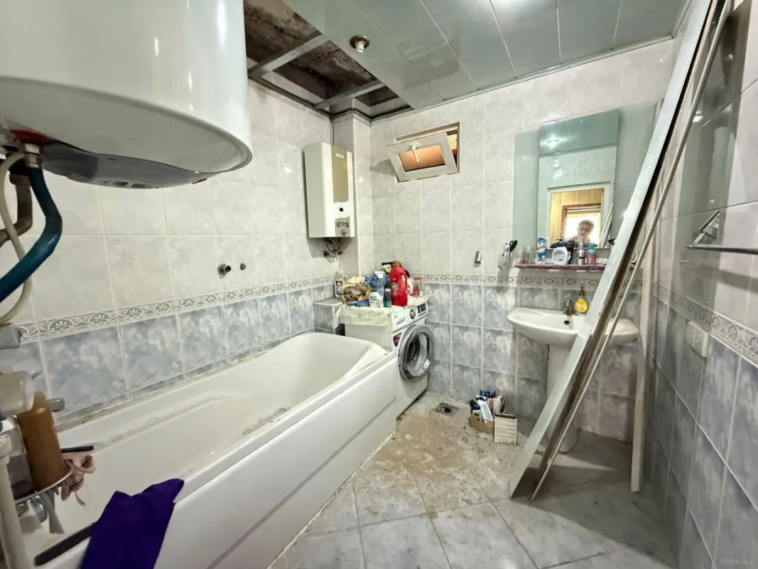 Satılır 3 otaqlı mənzil 110 m²