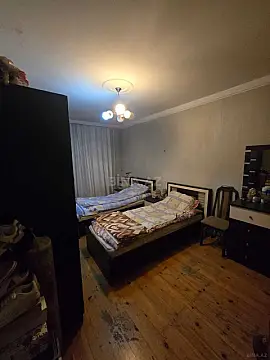 Satılır 4 otaqlı mənzil 100 m²