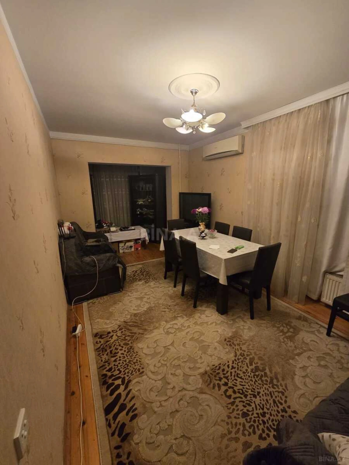 Satılır 4 otaqlı mənzil 100 m²