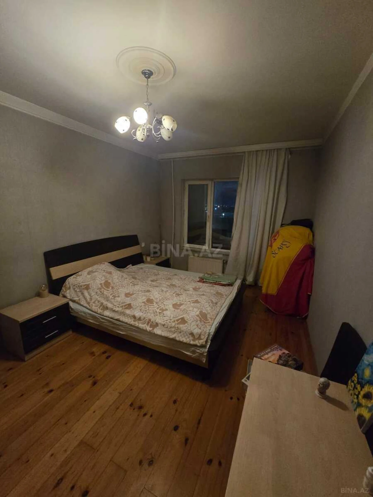 Satılır 4 otaqlı mənzil 100 m²