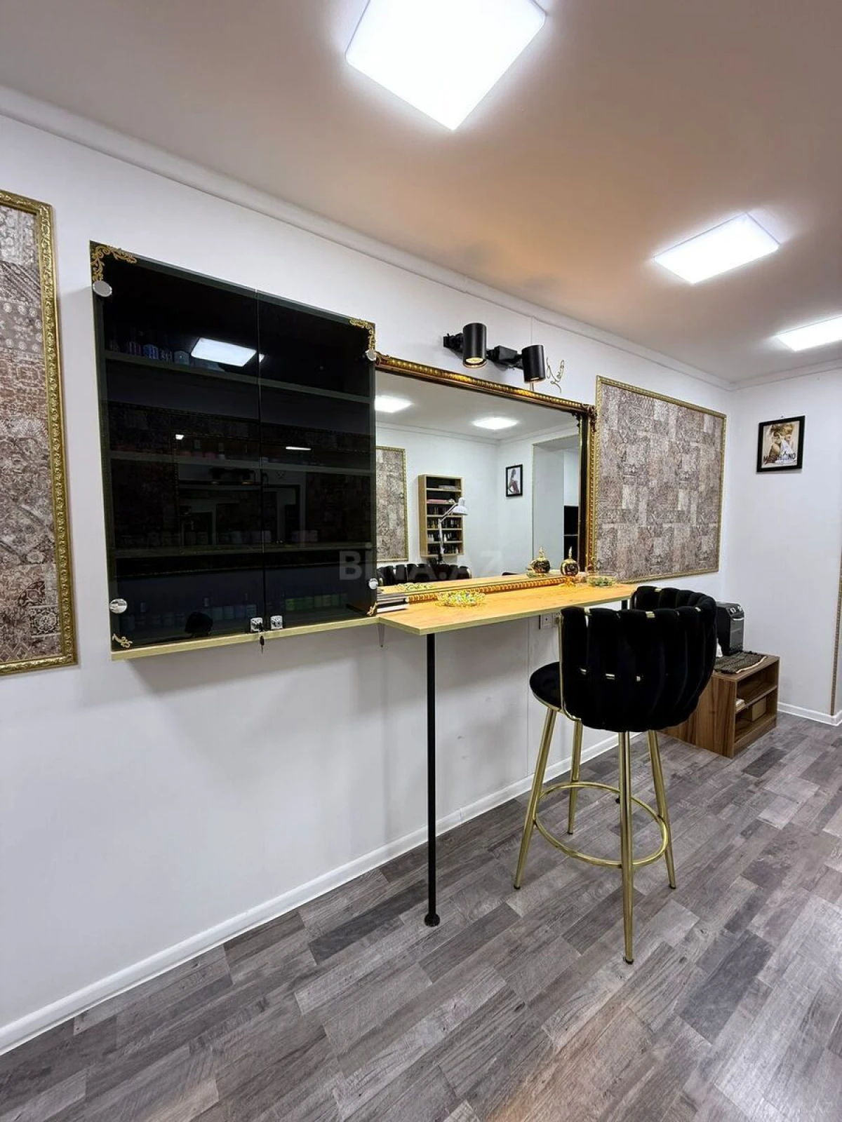 Kirayə verilir obyekt 70 m²