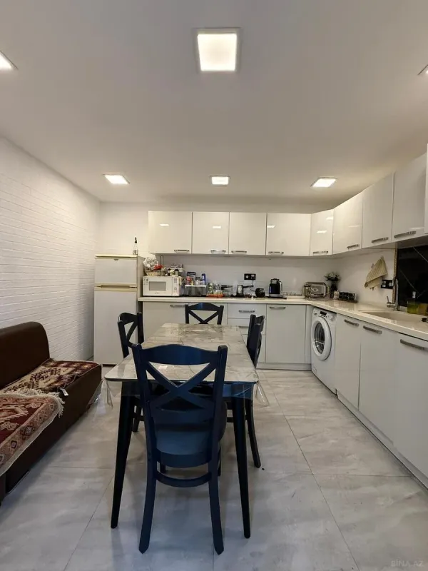 Kirayə verilir obyekt 70 m²