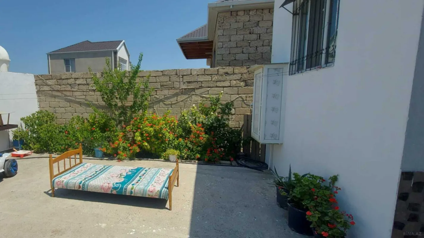 Satılır 3 otaqlı həyət evi 90 m²