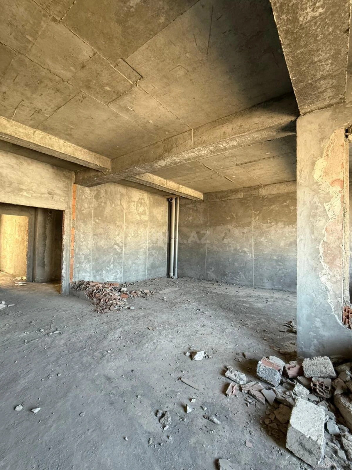 Satılır 3 otaqlı mənzil 115 m²