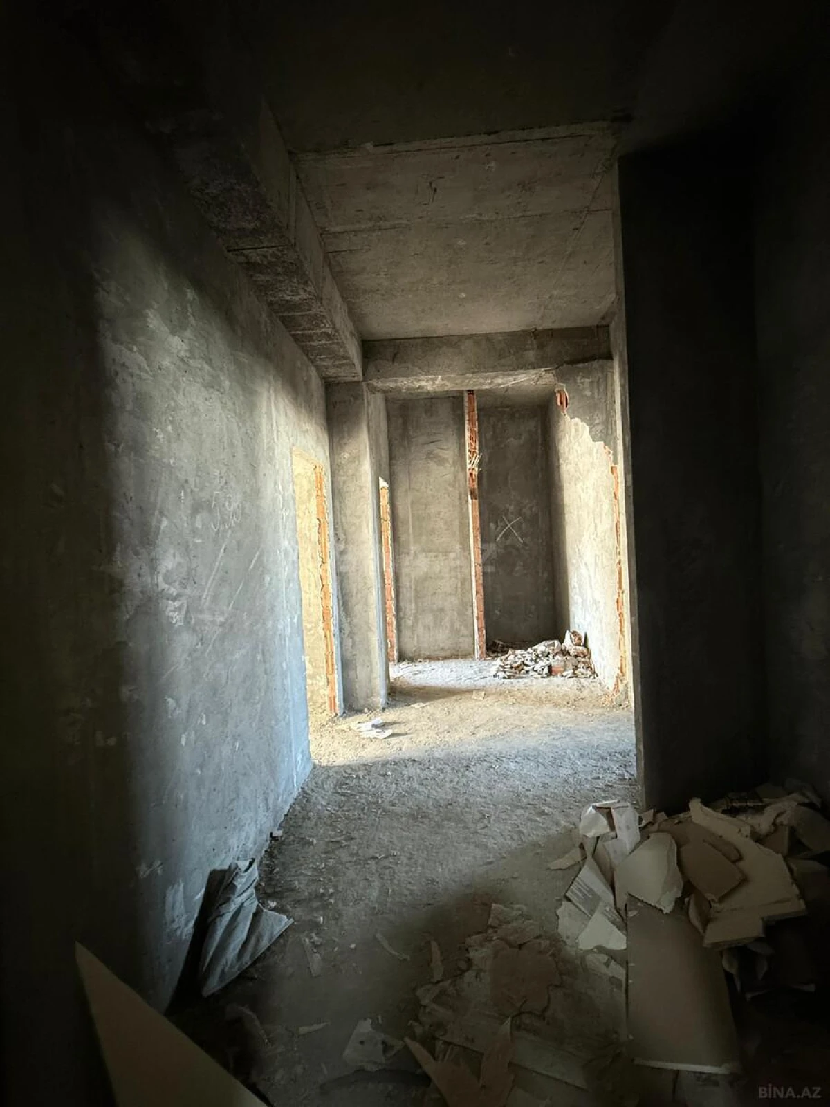 Satılır 3 otaqlı mənzil 115 m²