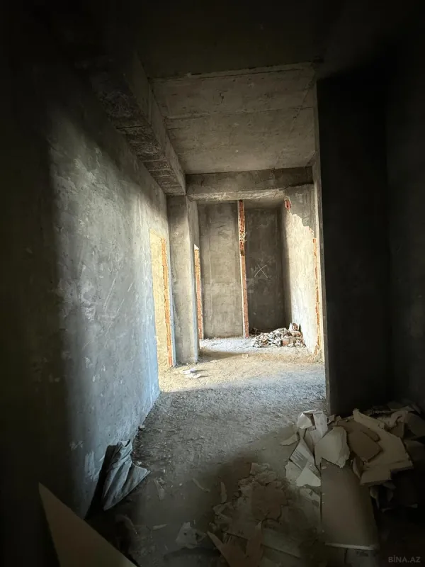 Satılır 3 otaqlı mənzil 115 m²