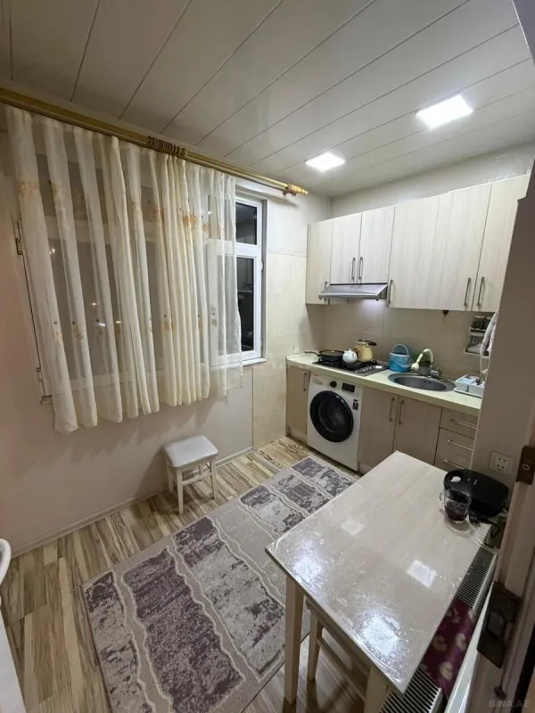 Satılır 3 otaqlı mənzil 60 m²