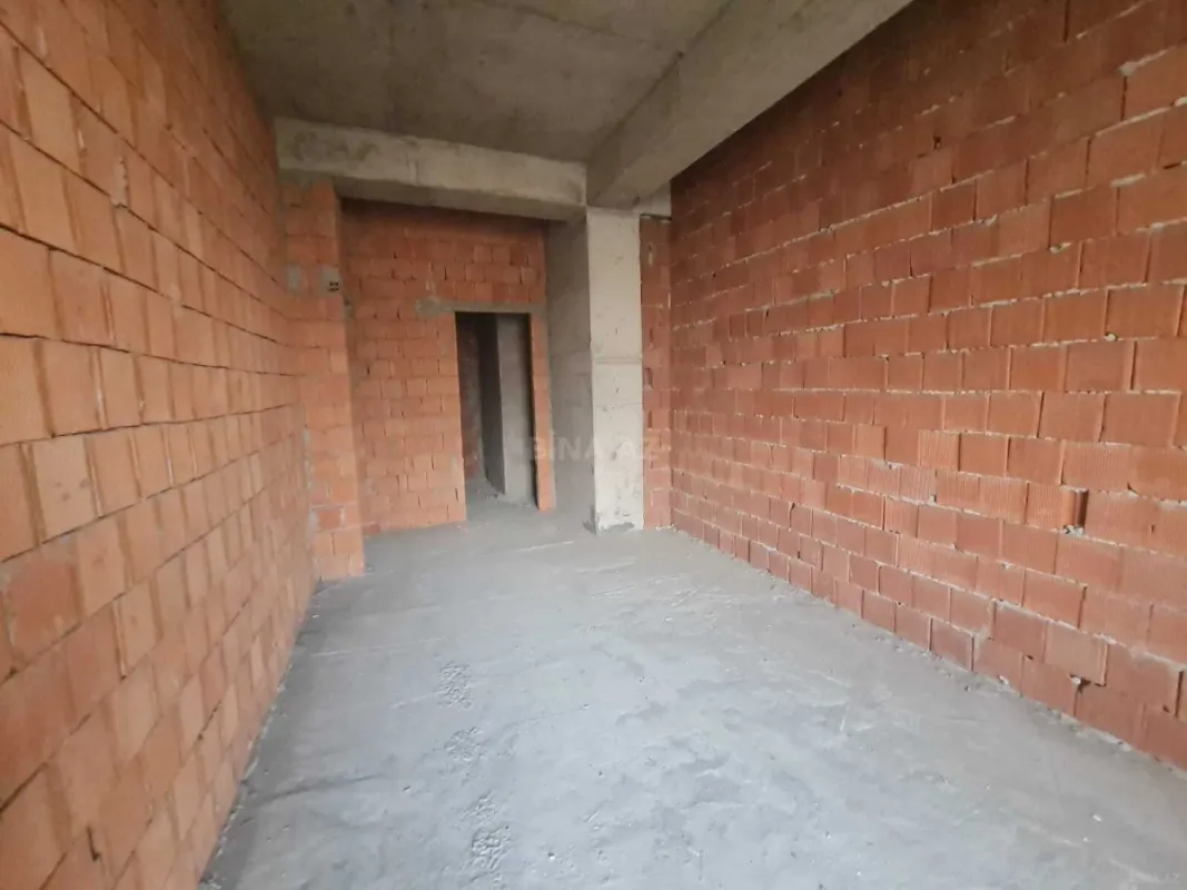 Satılır 2 otaqlı mənzil 96.7 m²