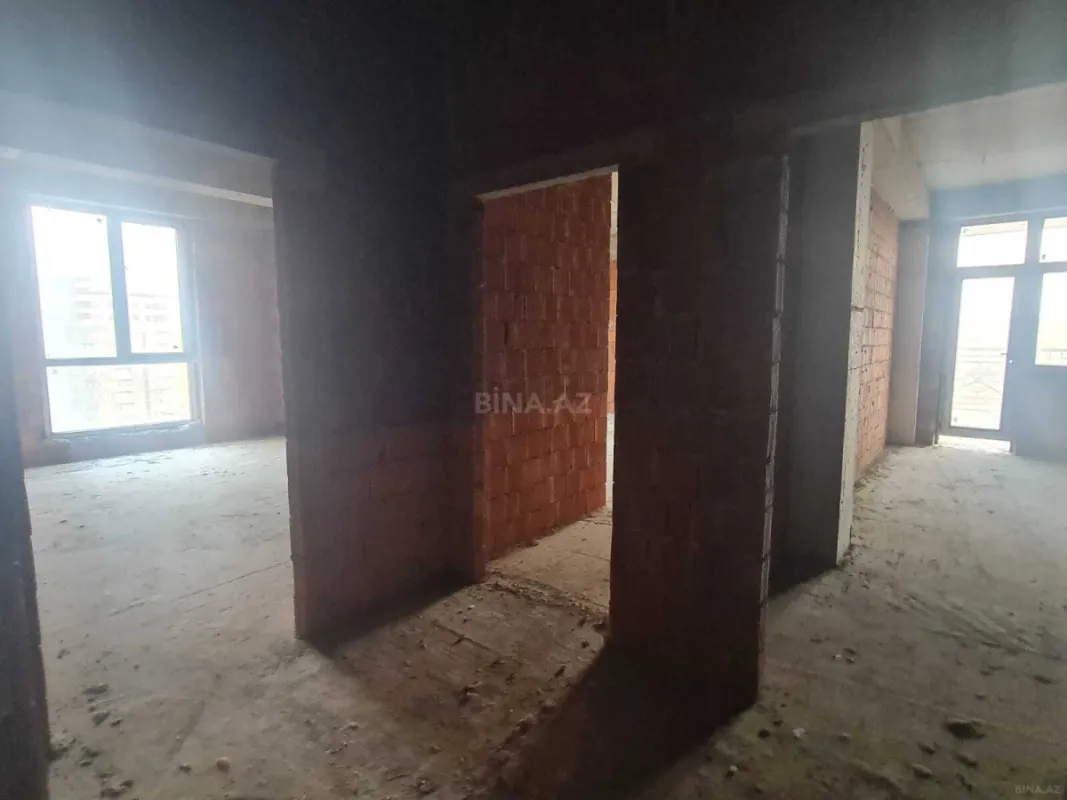 Satılır 2 otaqlı mənzil 96.7 m²