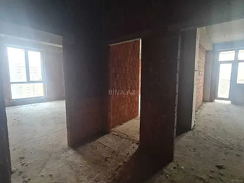 Satılır 2 otaqlı mənzil 96.7 m²