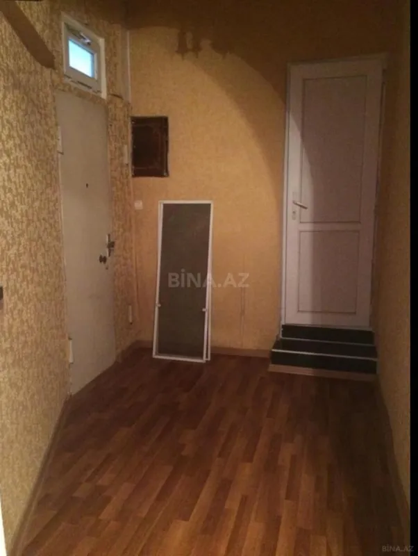 Kirayə verilir 6 otaqlı həyət evi 200 m²