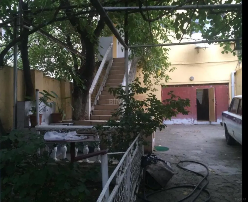 Kirayə verilir 6 otaqlı həyət evi 200 m²